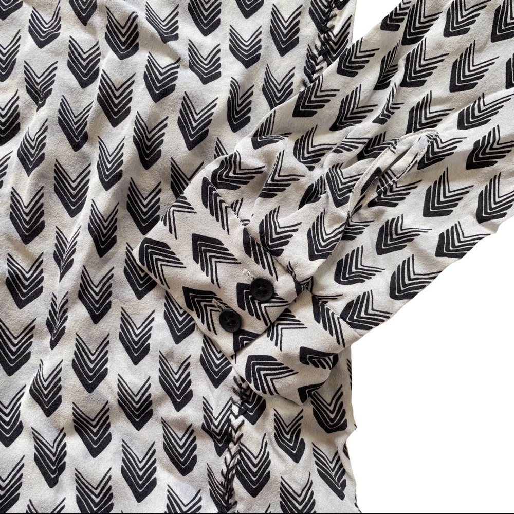 Rag & Bone ~ Arrow Printed Button Down Shirt - image 3